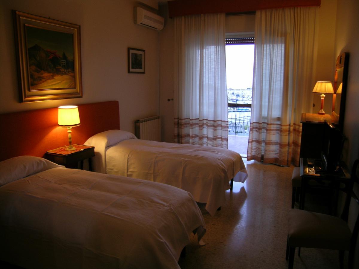 B.&B Margaret'S House Bed & Breakfast Milazzo Eksteriør bilde