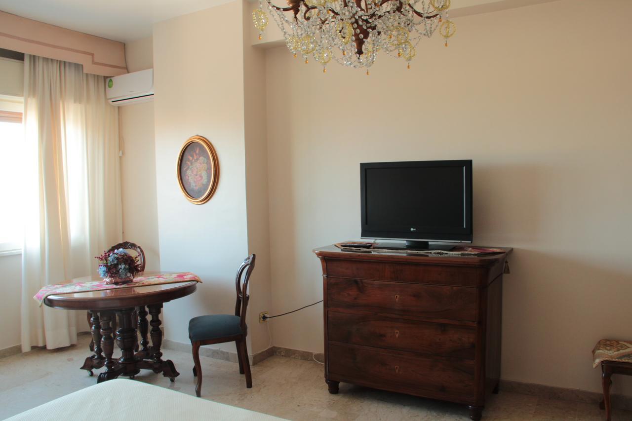 B.&B Margaret'S House Bed & Breakfast Milazzo Eksteriør bilde